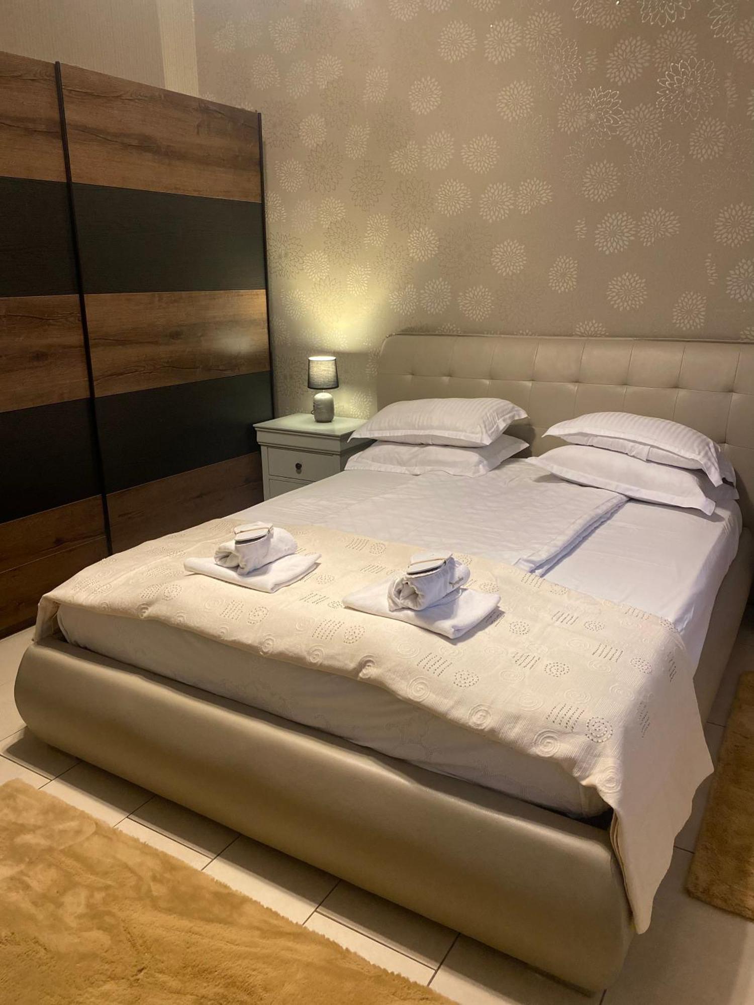 Luxury Nr 5 ***** Apartment