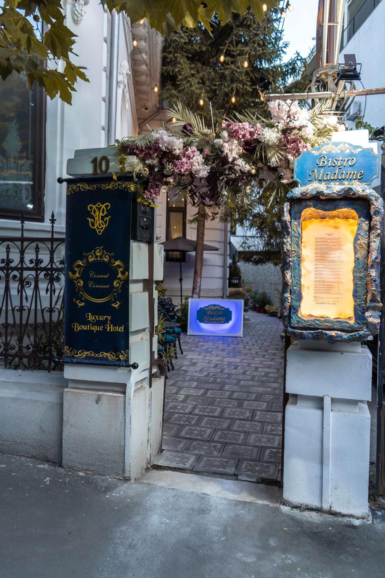 Conacul Coroanei Luxury Boutique Hotel Bucureşti