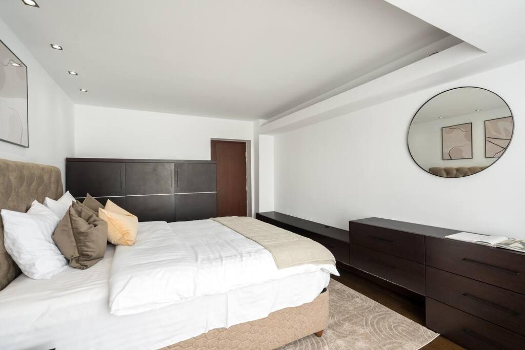 Superb Views 3br Duplex - 4 Balconies + Parking