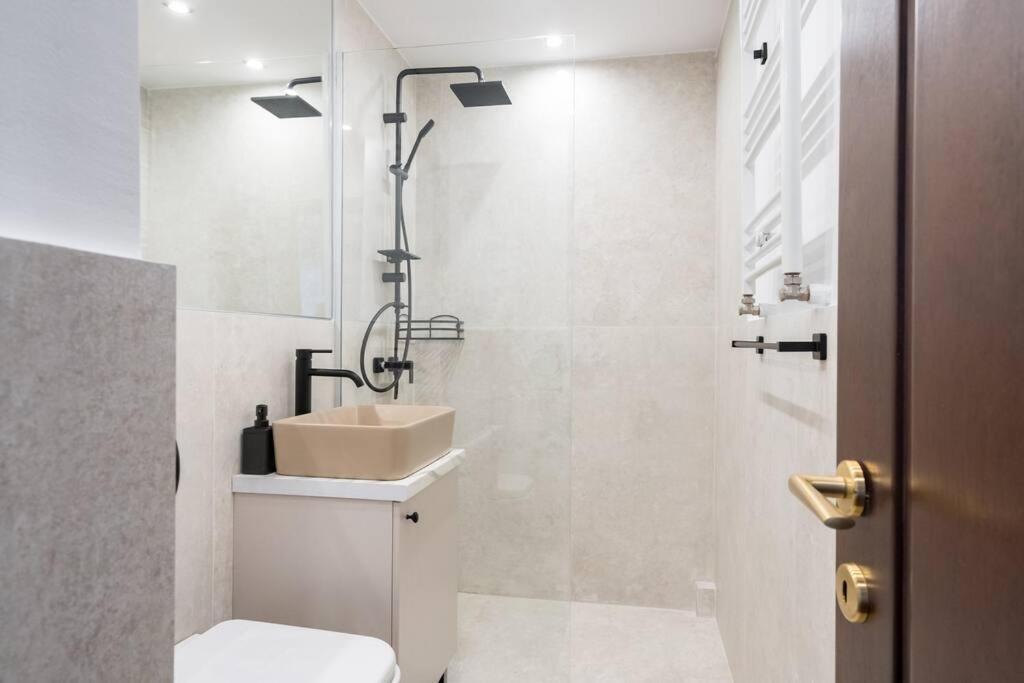 Superb Views 3br Duplex - 4 Balconies + Parking Apartment *