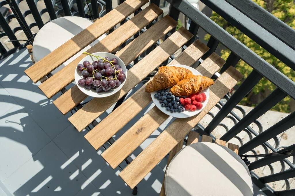 Apartment Superb Views 3br Duplex - 4 Balconies + Parking Bucharest
