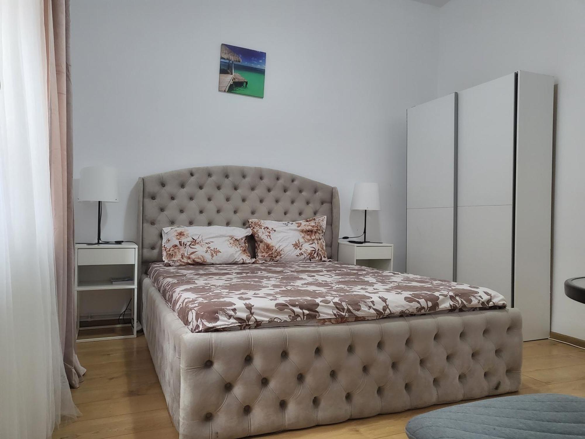 Carmen Housing 2 *