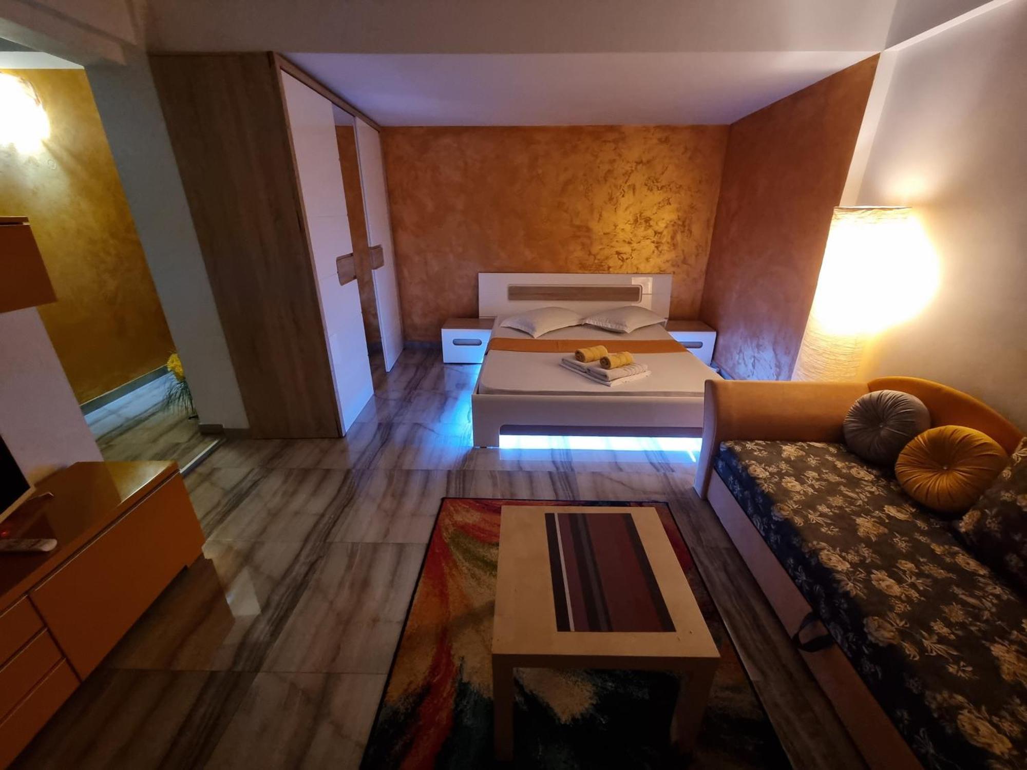 Golden Studio- Panoramic View With Terrace Bucharest
