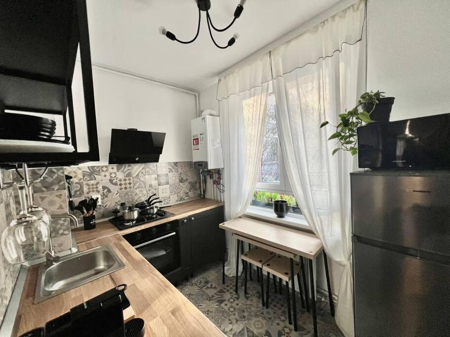 Groundfloor Rahmaninov Apartament *