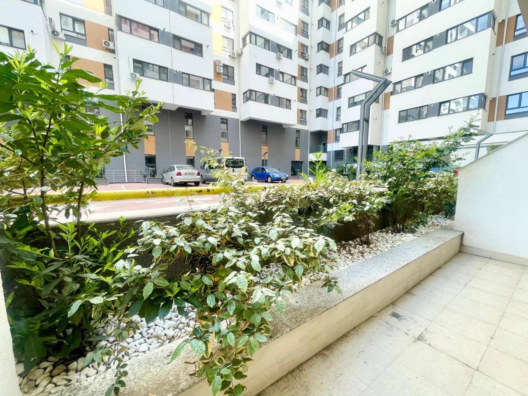 Adress Cd12 Apartment Bucharest