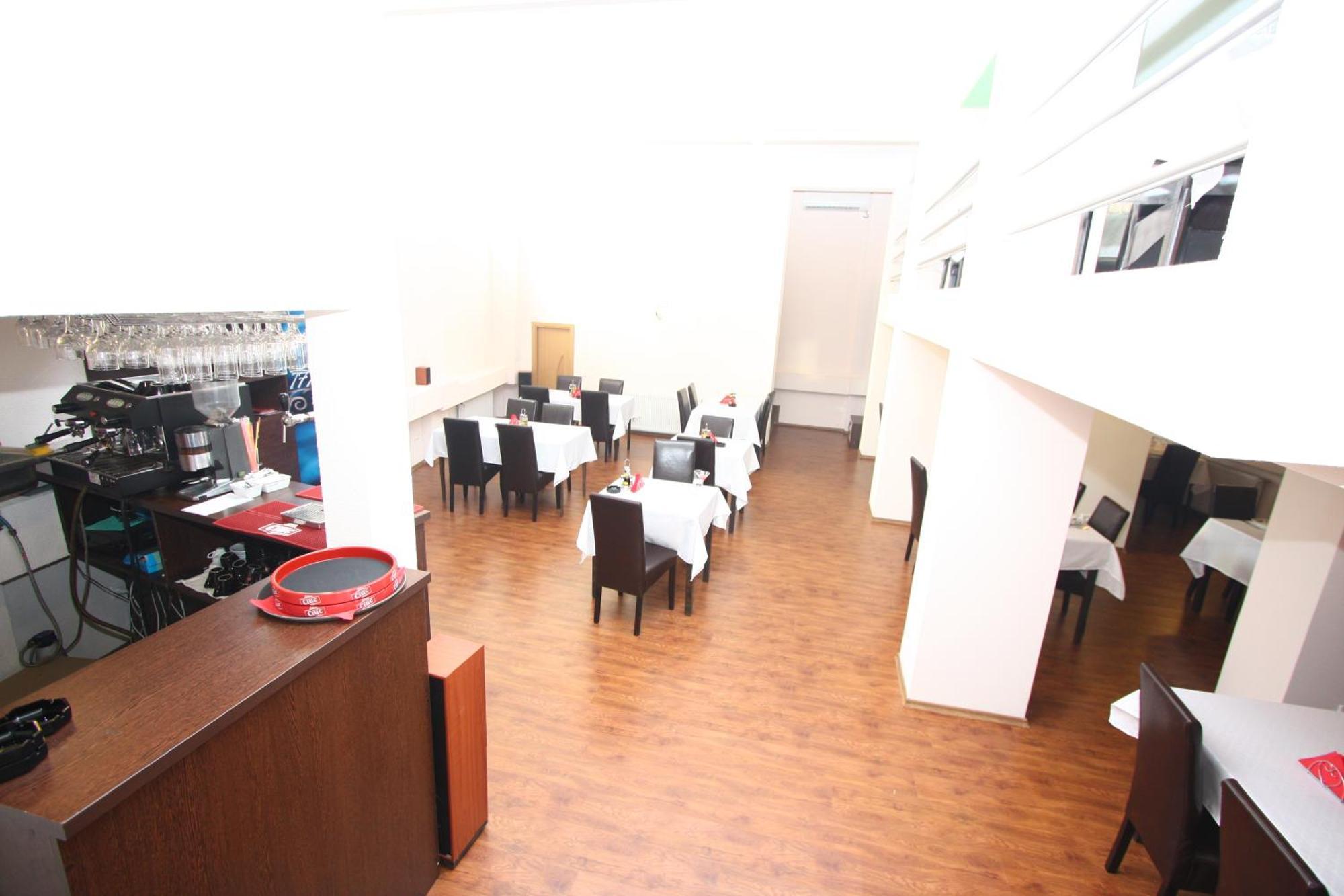 Hotel Basarab 2*