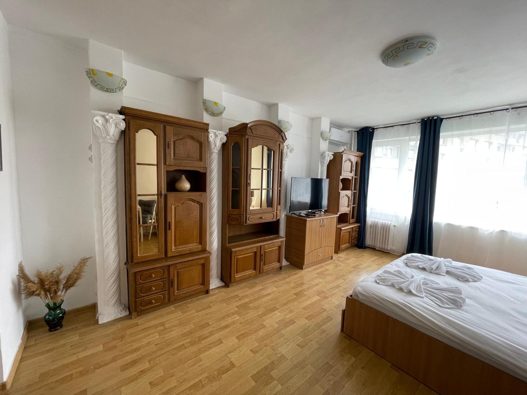 Apartment Sala Palatului Studio Bucharest