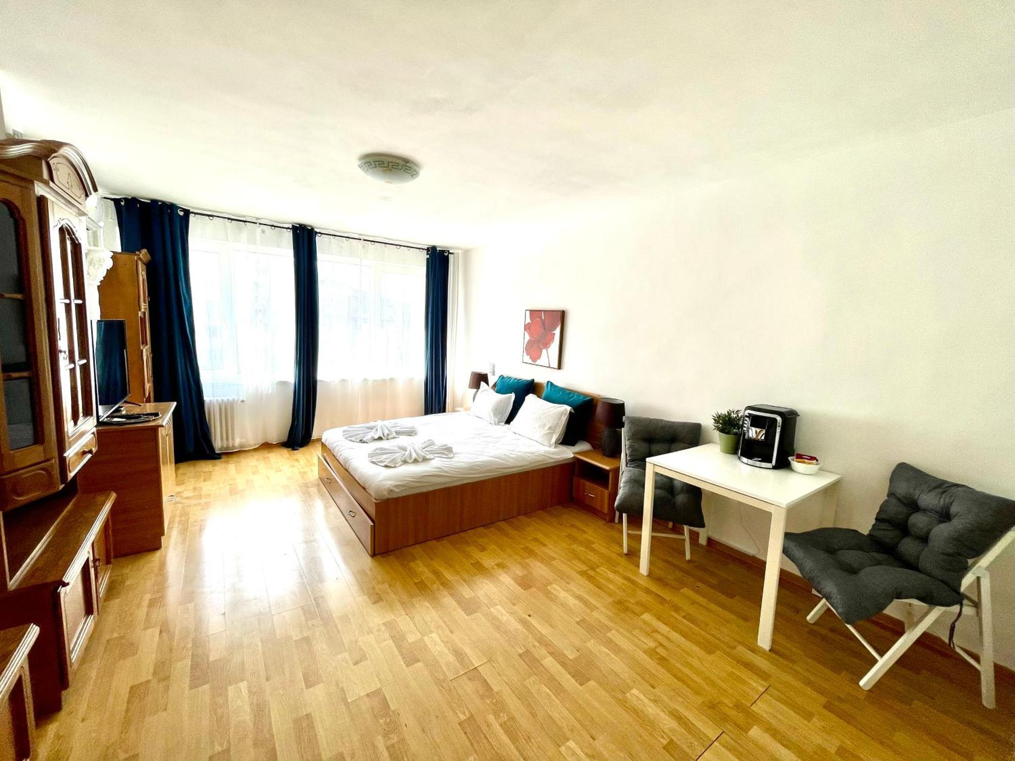 Sala Palatului Studio