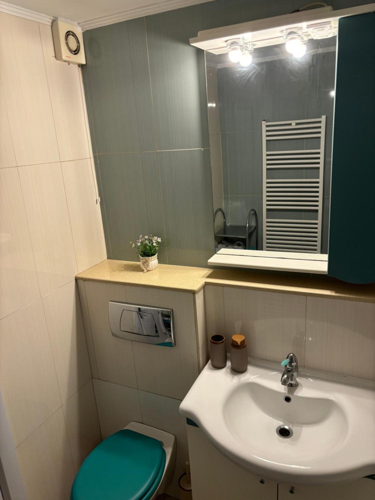 Apartamento 3 Decomandat Bucareste