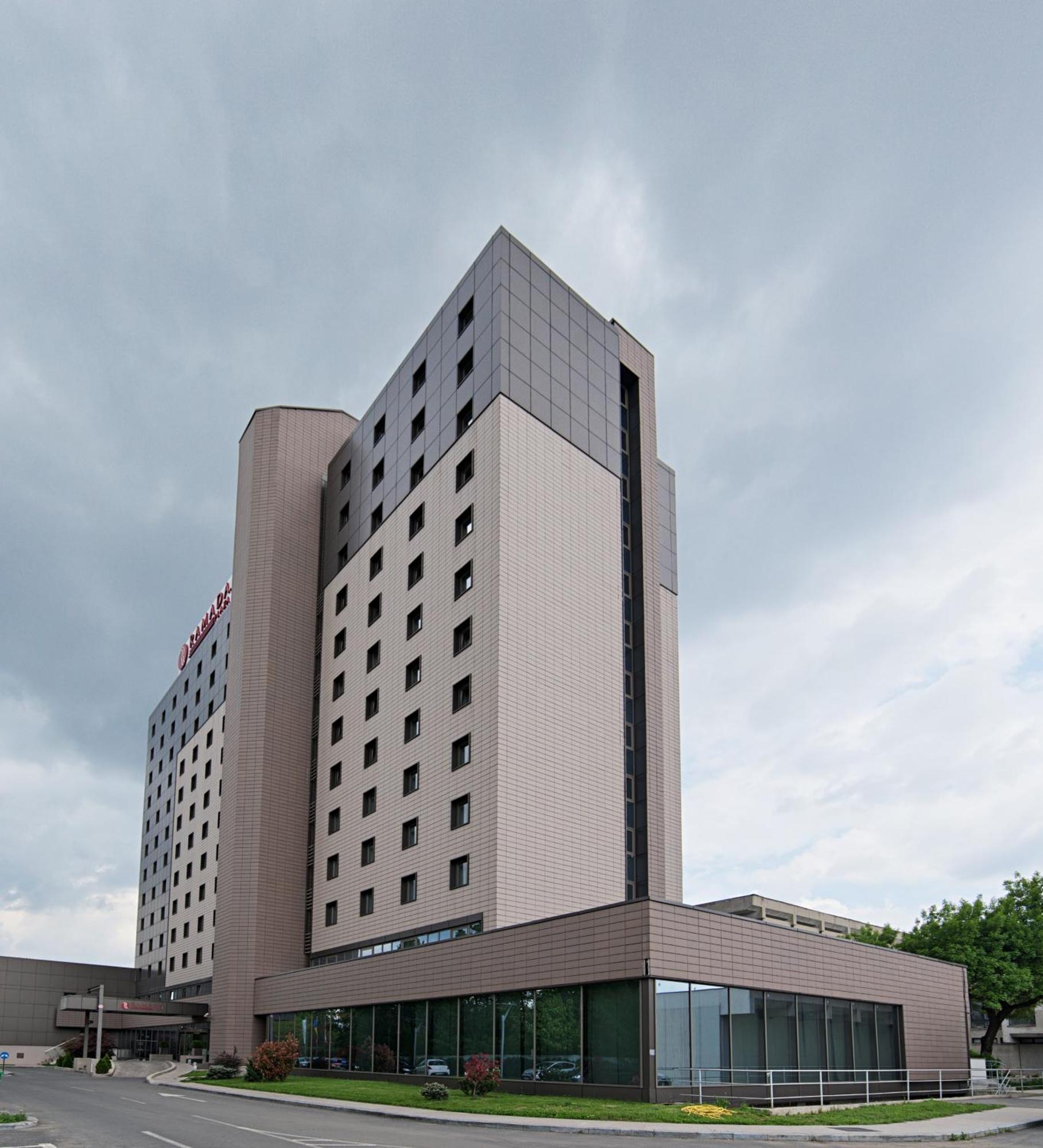 Ramada Plaza By Wyndham Convention Center Hotel
