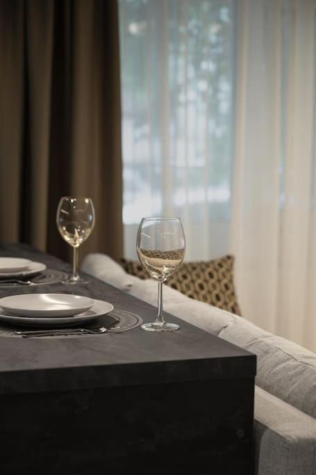 Urban Haven - Modern Apartment Bucharest