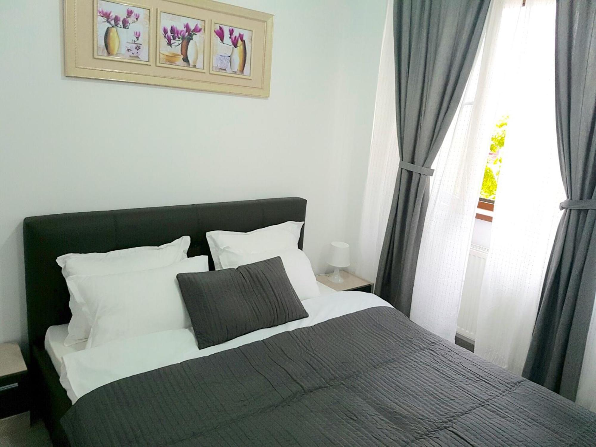 Fundeni Apartment Bucharest