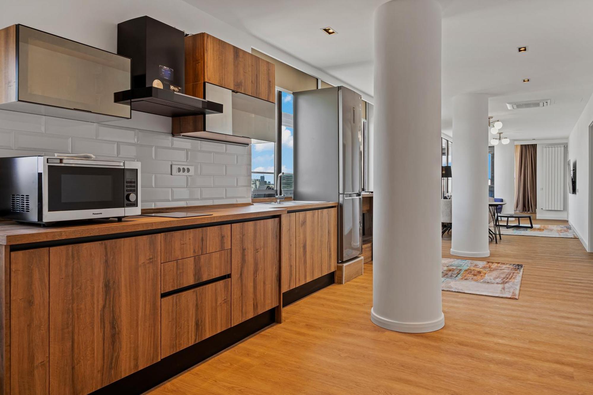 Crown Penthouse - Luxurious, & Vista *