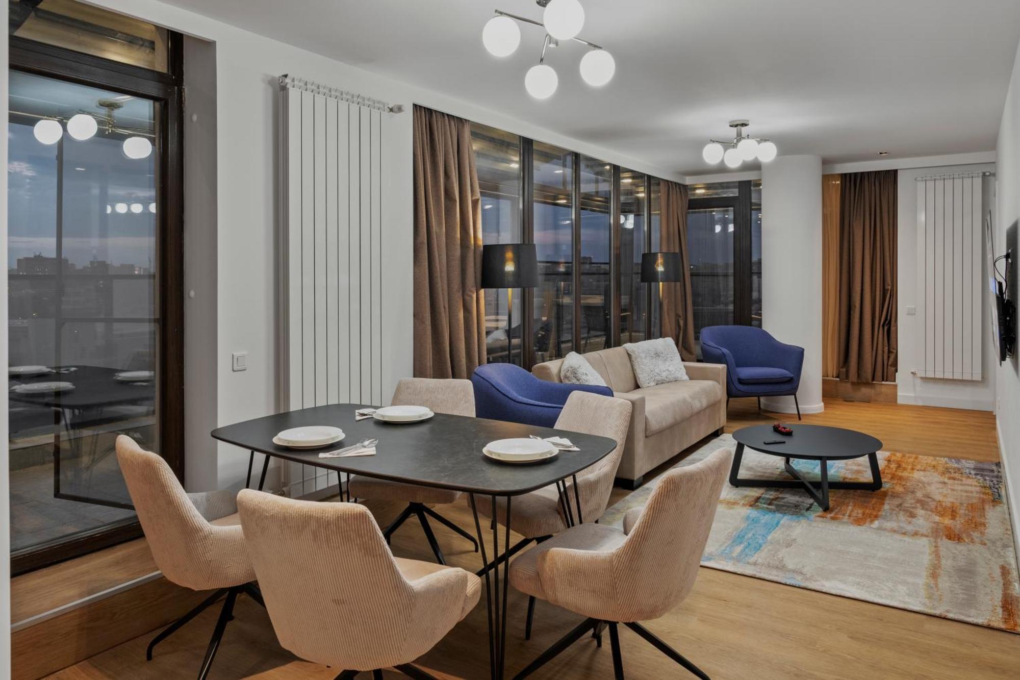 Apartamento Crown Penthouse - Luxurious, & Vista Bucareste