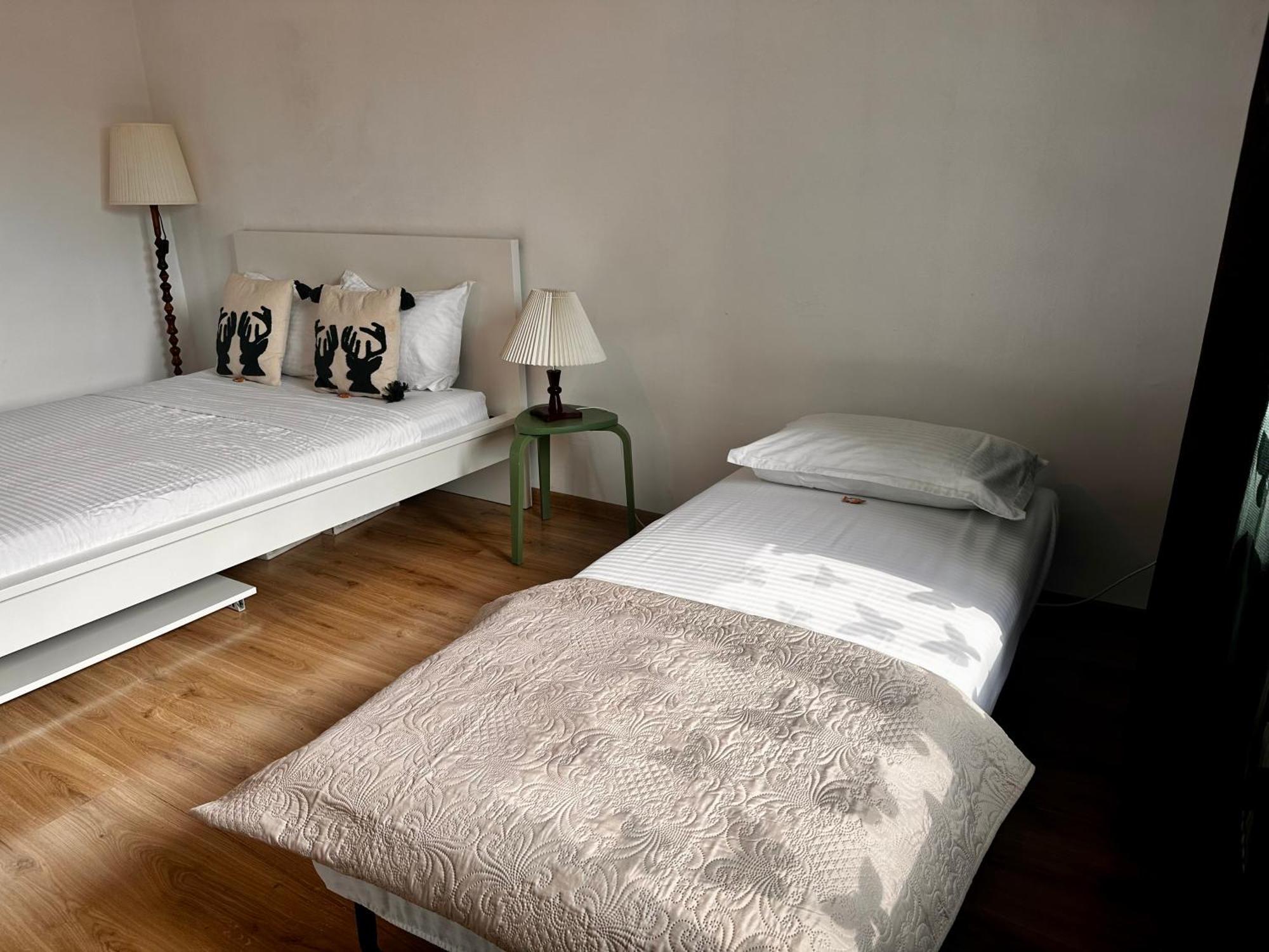 Romantic Charm, Spa, Free Early Check-in Apartment Bucharest
