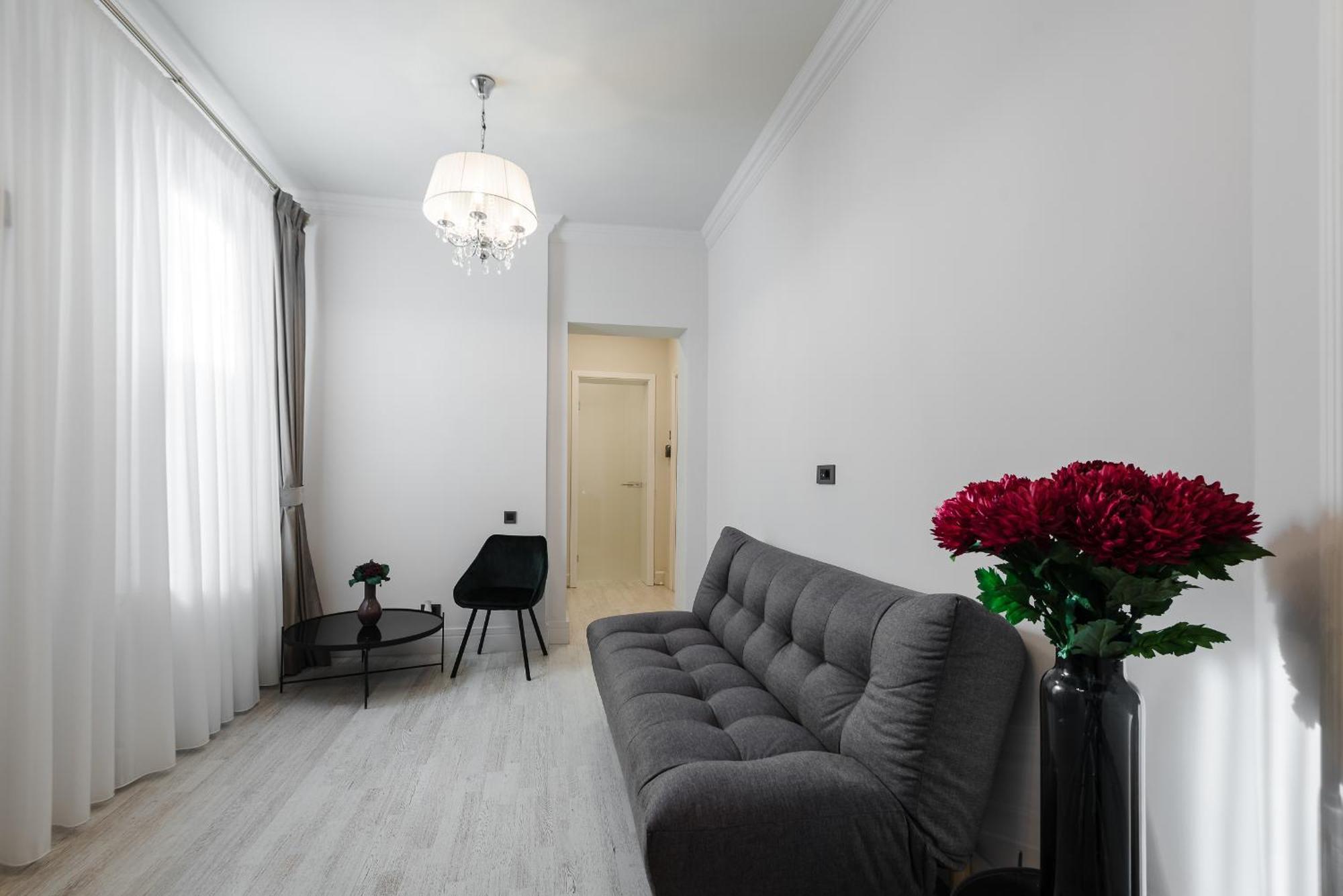 Highline Downtown Oldtown Unirii Square Aparthotel *