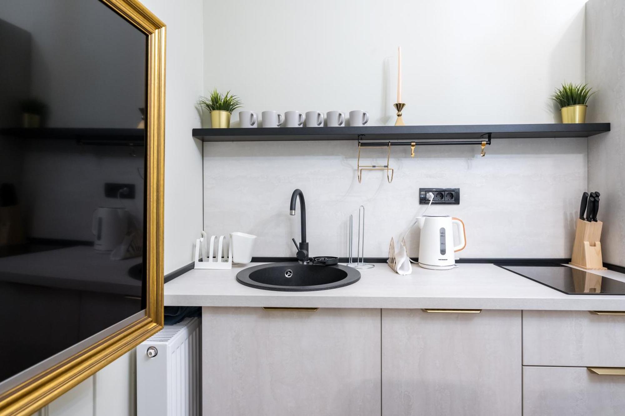 Highline Downtown Residences 6 Persons Family Apartament Bucureşti
