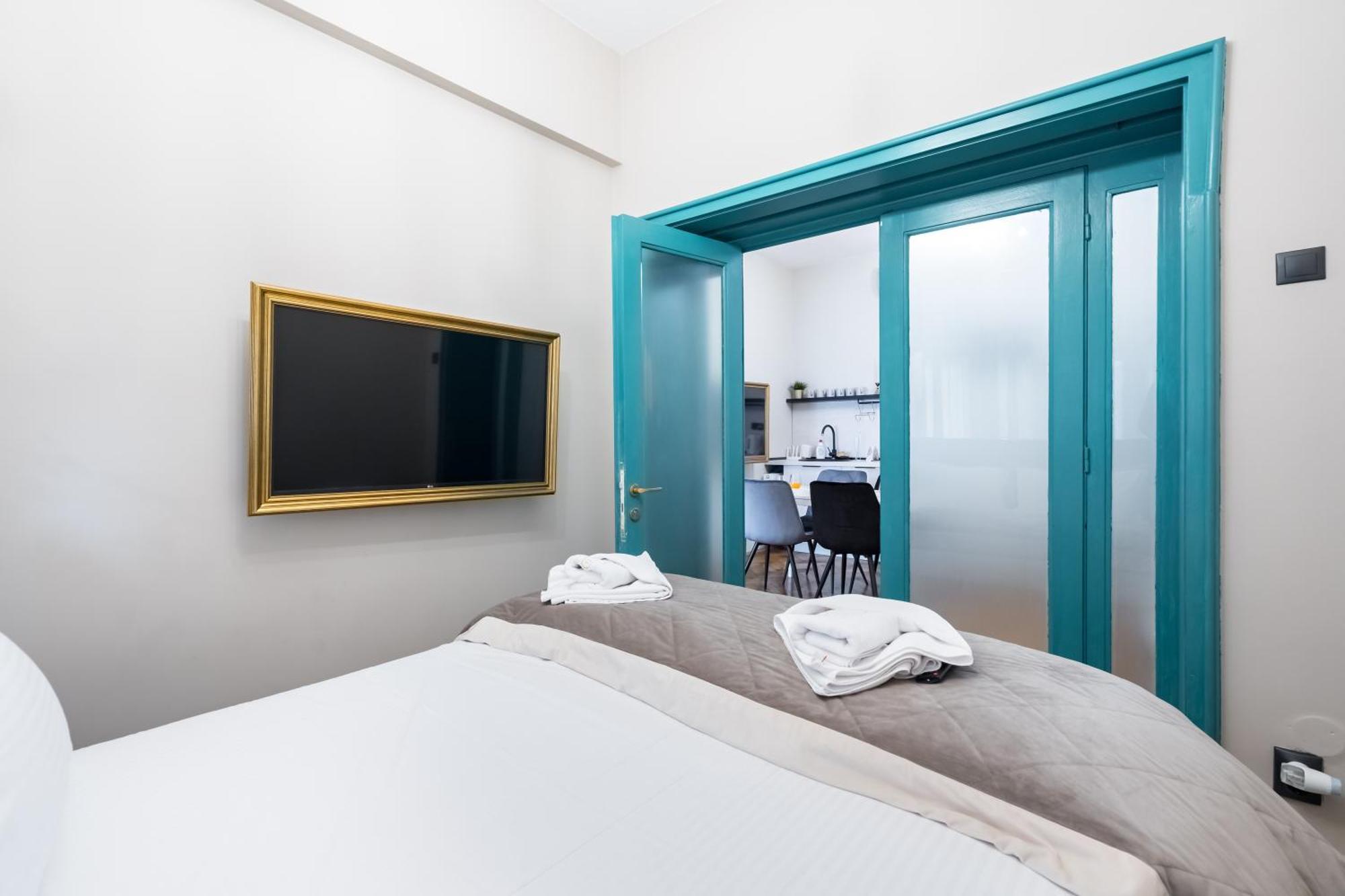 Highline Downtown Residences 6 Persons Family Apartament Bucureşti