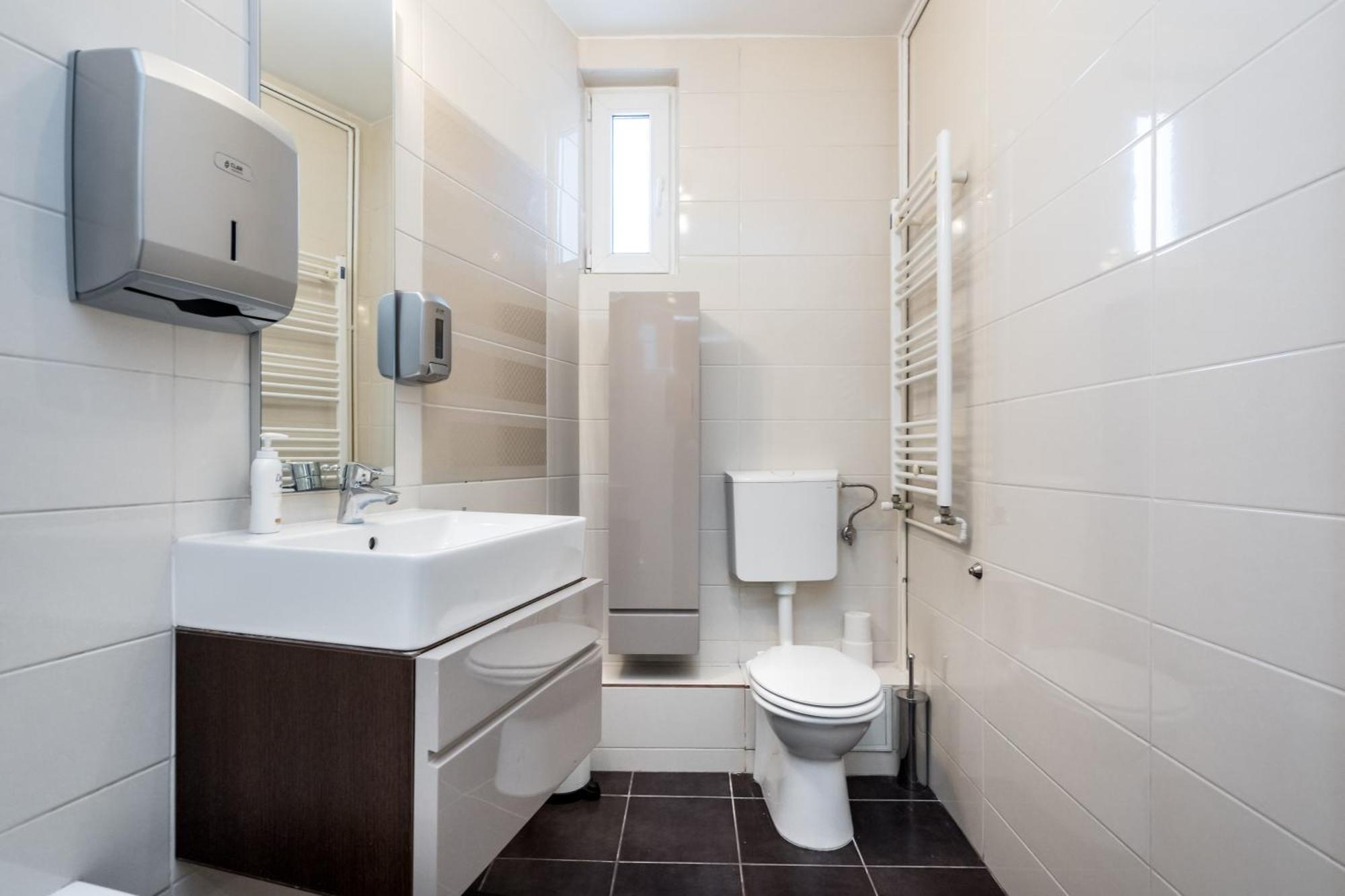 Highline Downtown Residences 6 Persons Family Apartament Bucureşti