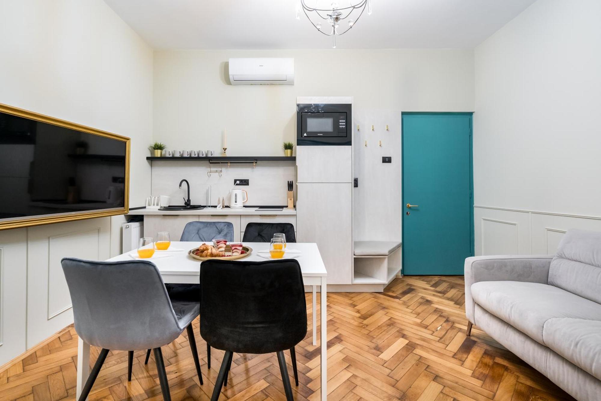 Highline Downtown Residences 6 Persons Family