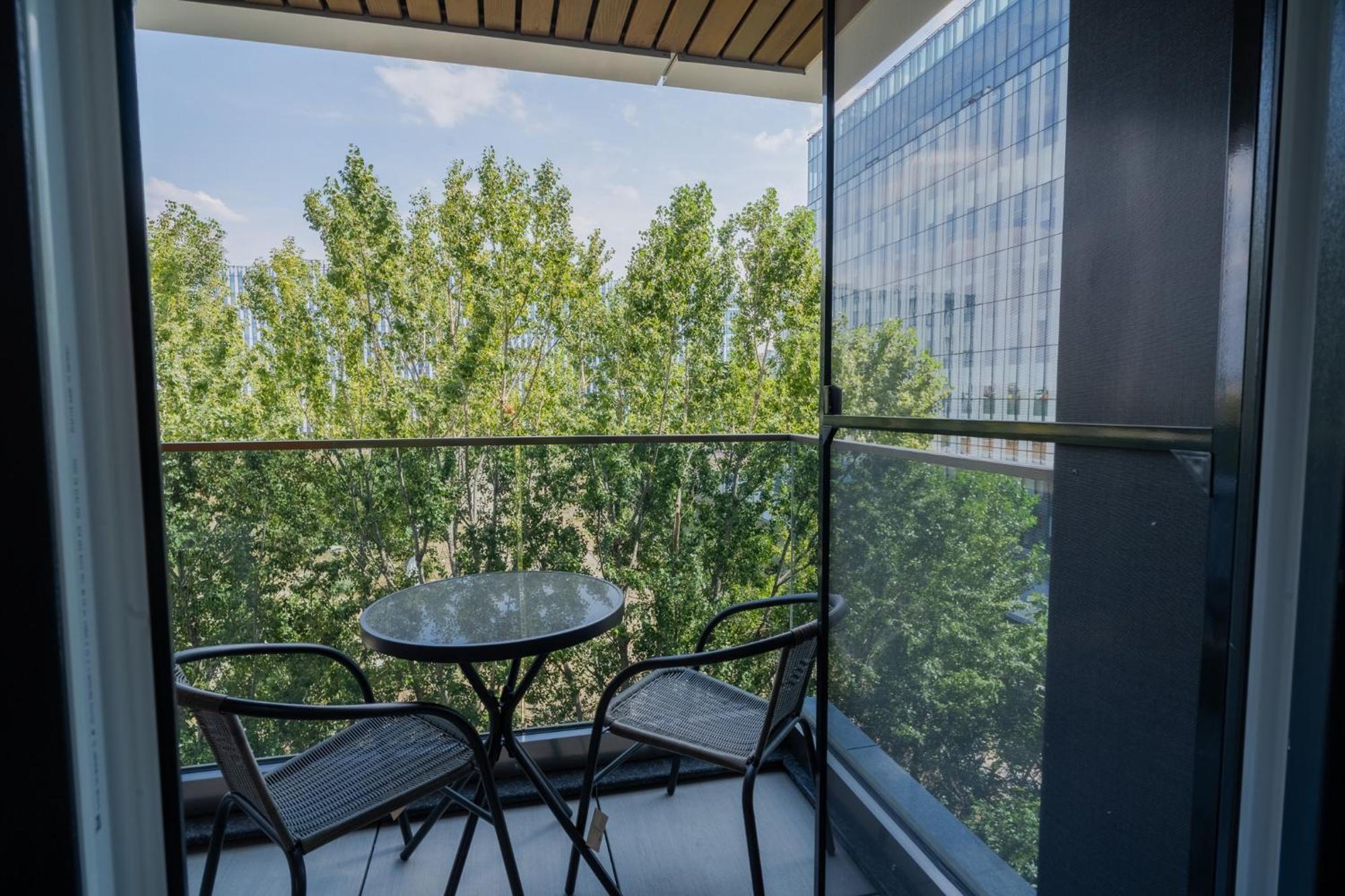 Apartment Amazing View - Iuliu Maniu & Politehnica Park Bucharest