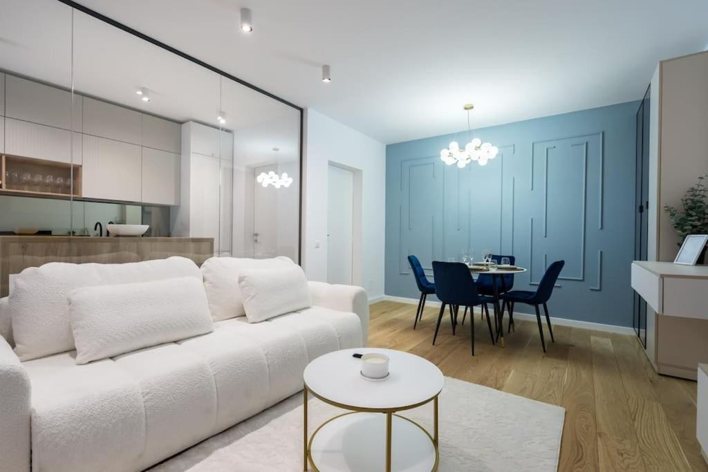 Soft Cloud 1br In Business Area Apartamento Bucareste