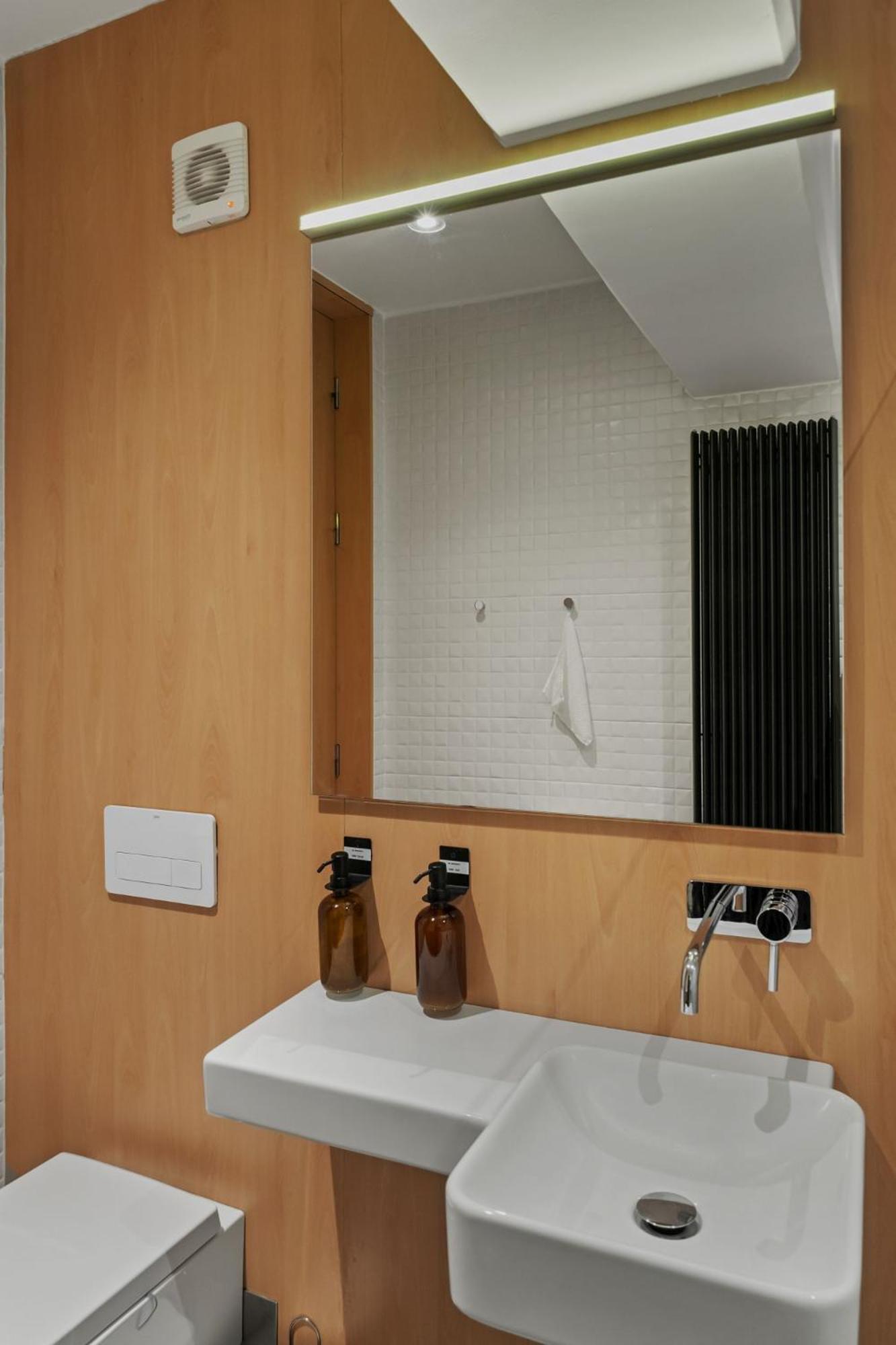 Apartment Rh - Opposite Mall, Metro, Balcony - Rh Living Bucharest