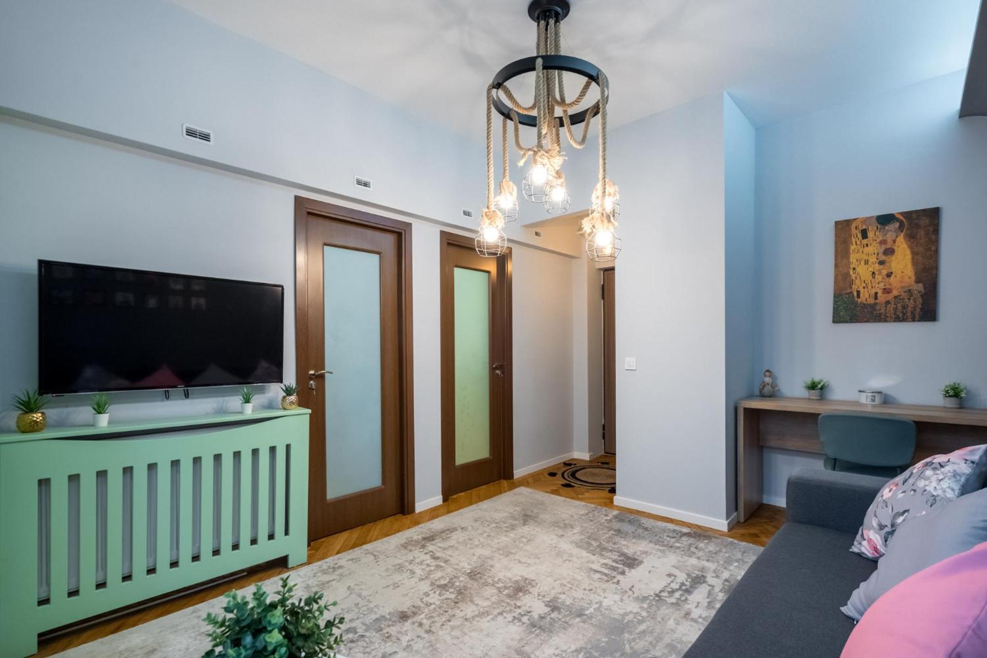 Borealis Calea Victoriei View Netflix Apartament *