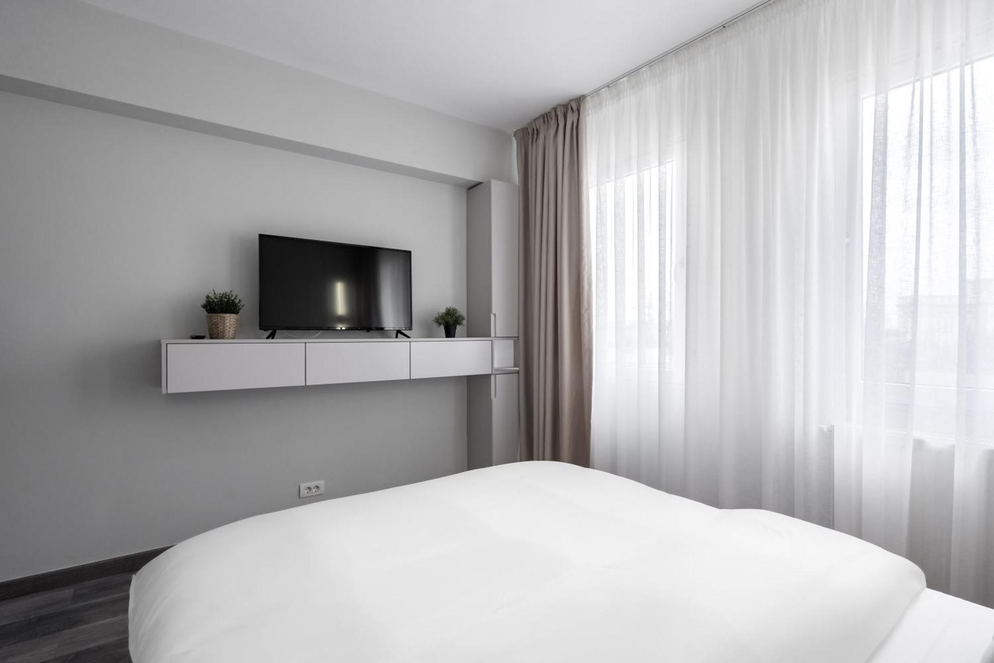 Dreamy Sanctuary Center View *