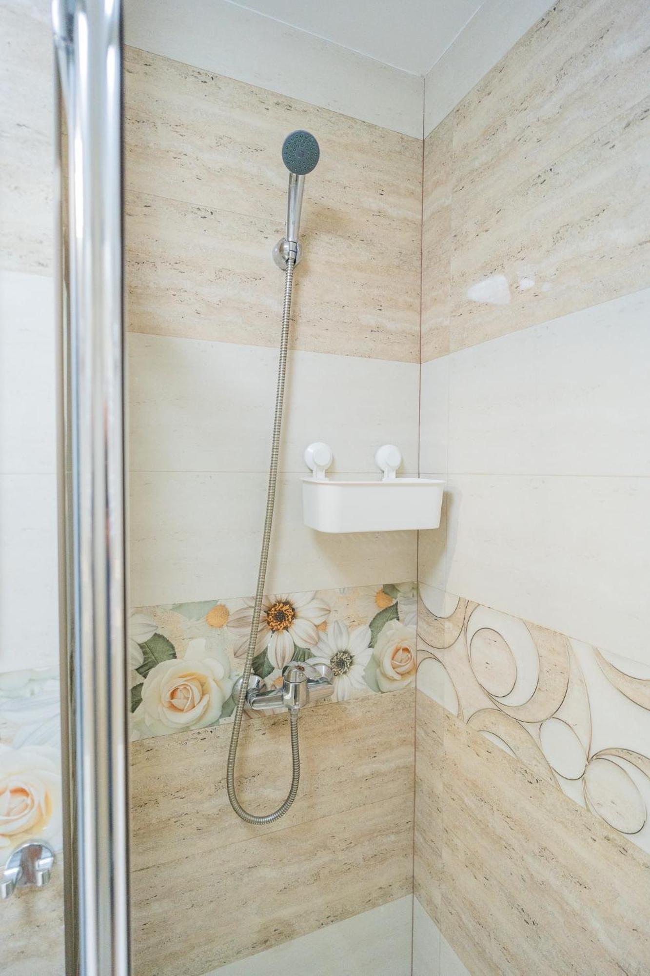 Apartment Luxury 2br On Decebal Avenue Bucharest