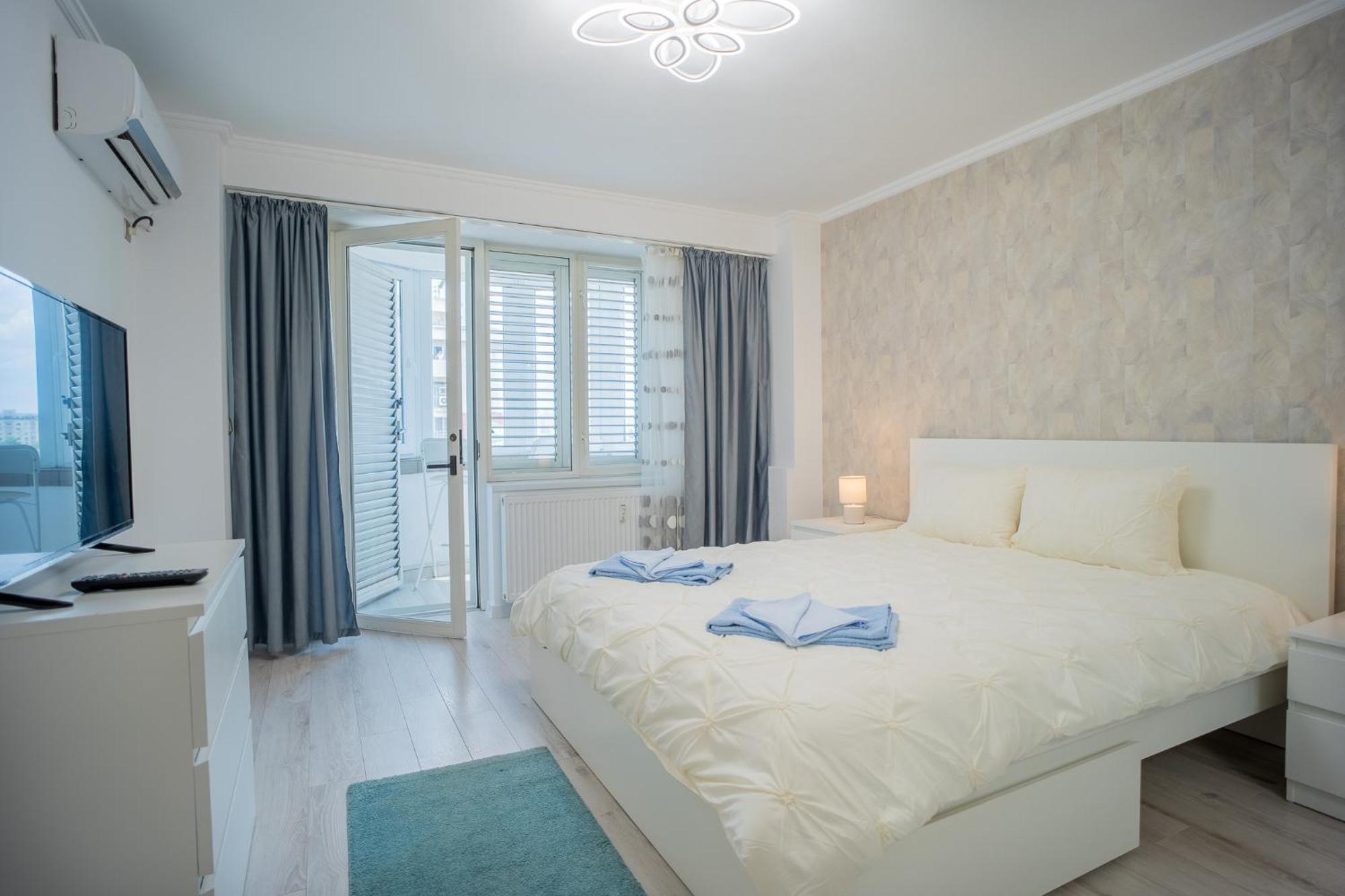 Luxury 2br On Decebal Avenue * Bucharest