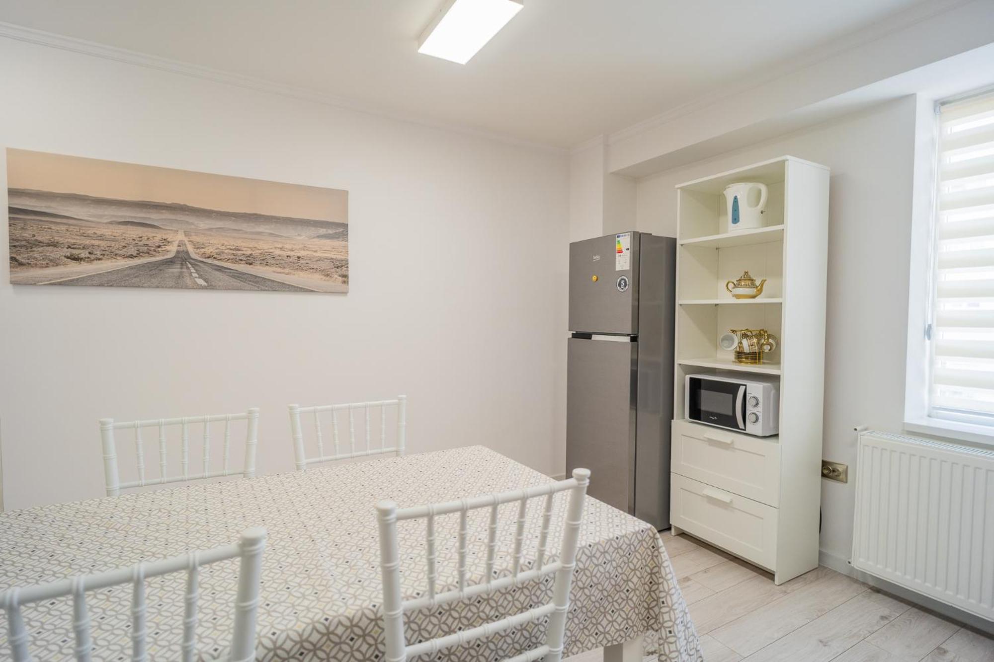 Apartment Luxury 2br On Decebal Avenue Bucharest
