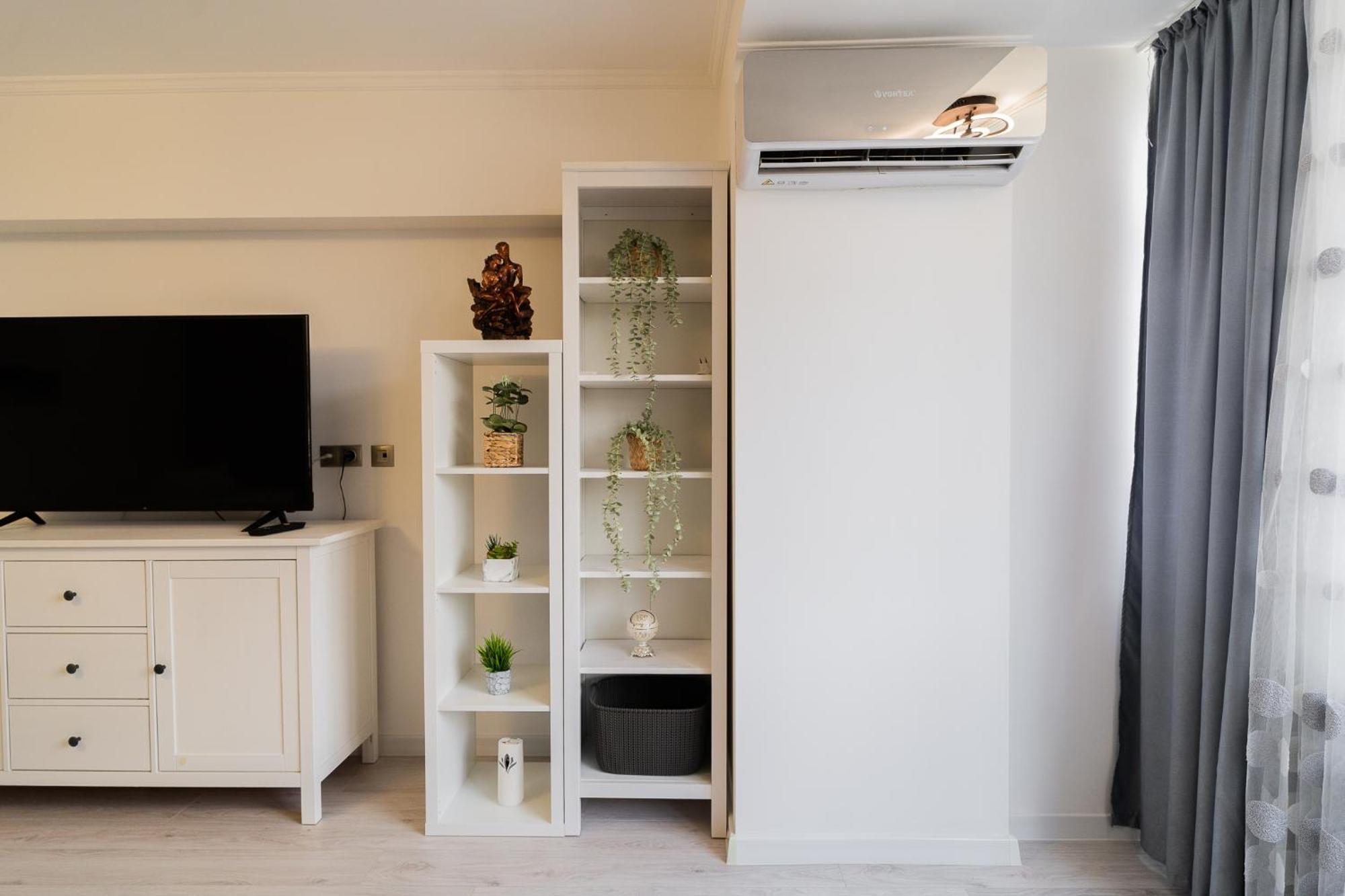 Apartment Luxury 2br On Decebal Avenue