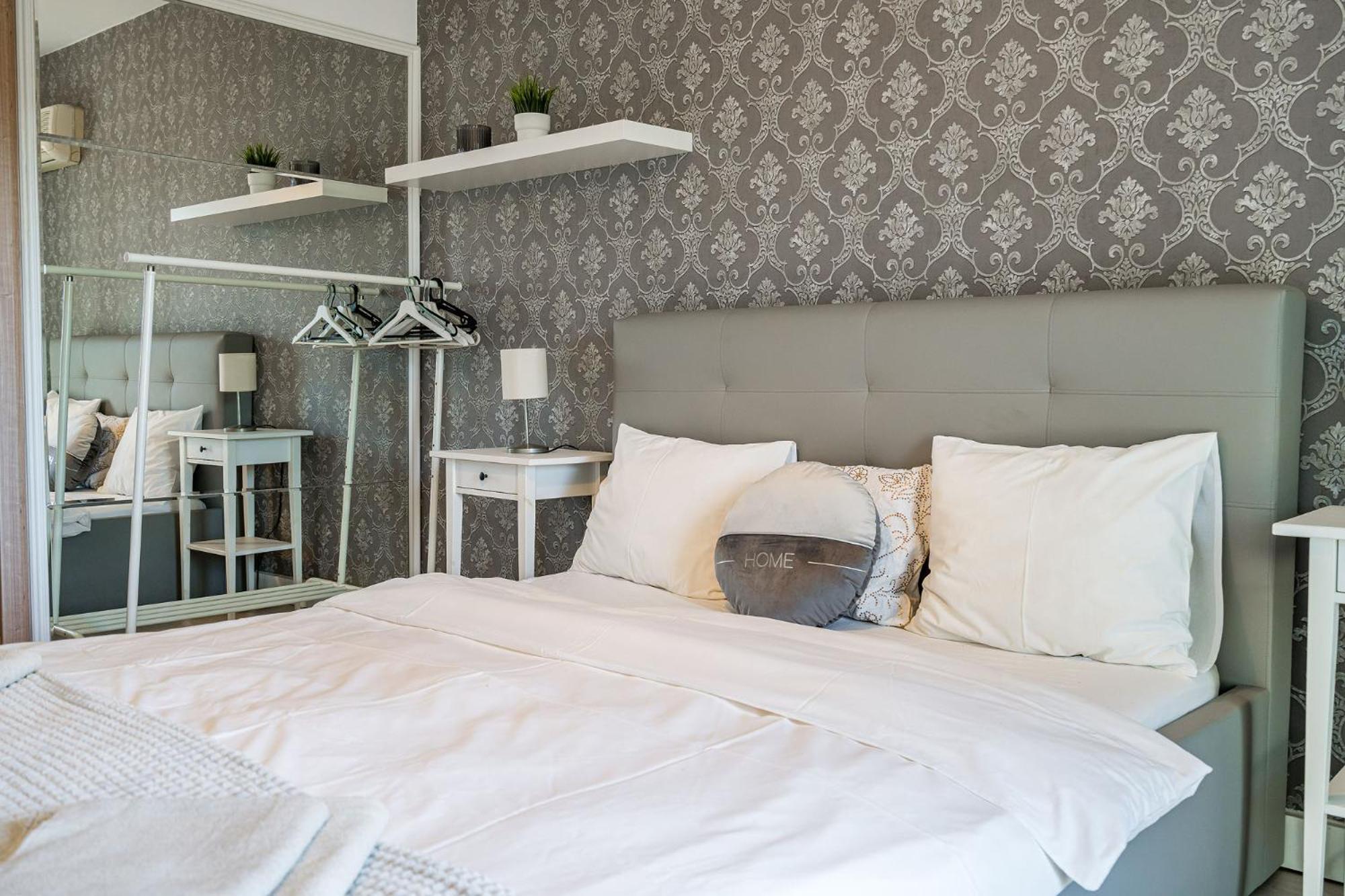 Old Ultra Apartment-4br-parliament Apartament *