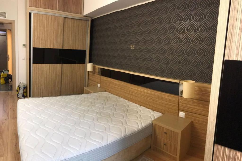 Celiza42 To Rent * Bucharest