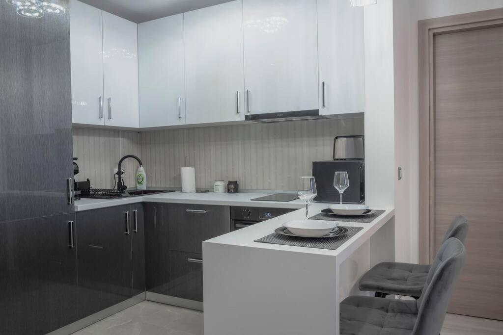 Luxury 2 Bedroom Apartamento Bucareste