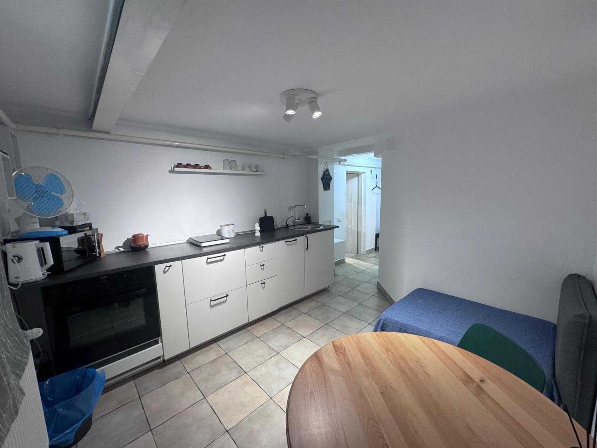 Apartment News *
