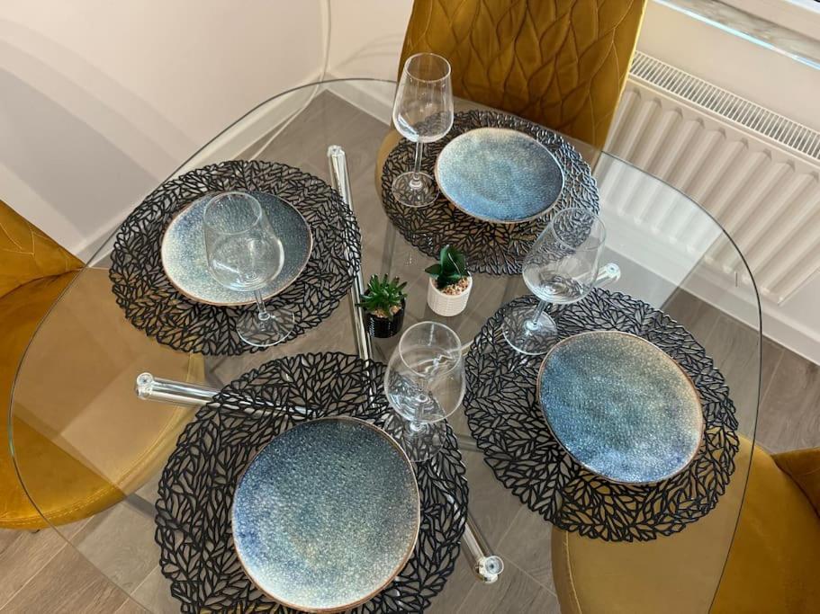 709 Apartament *