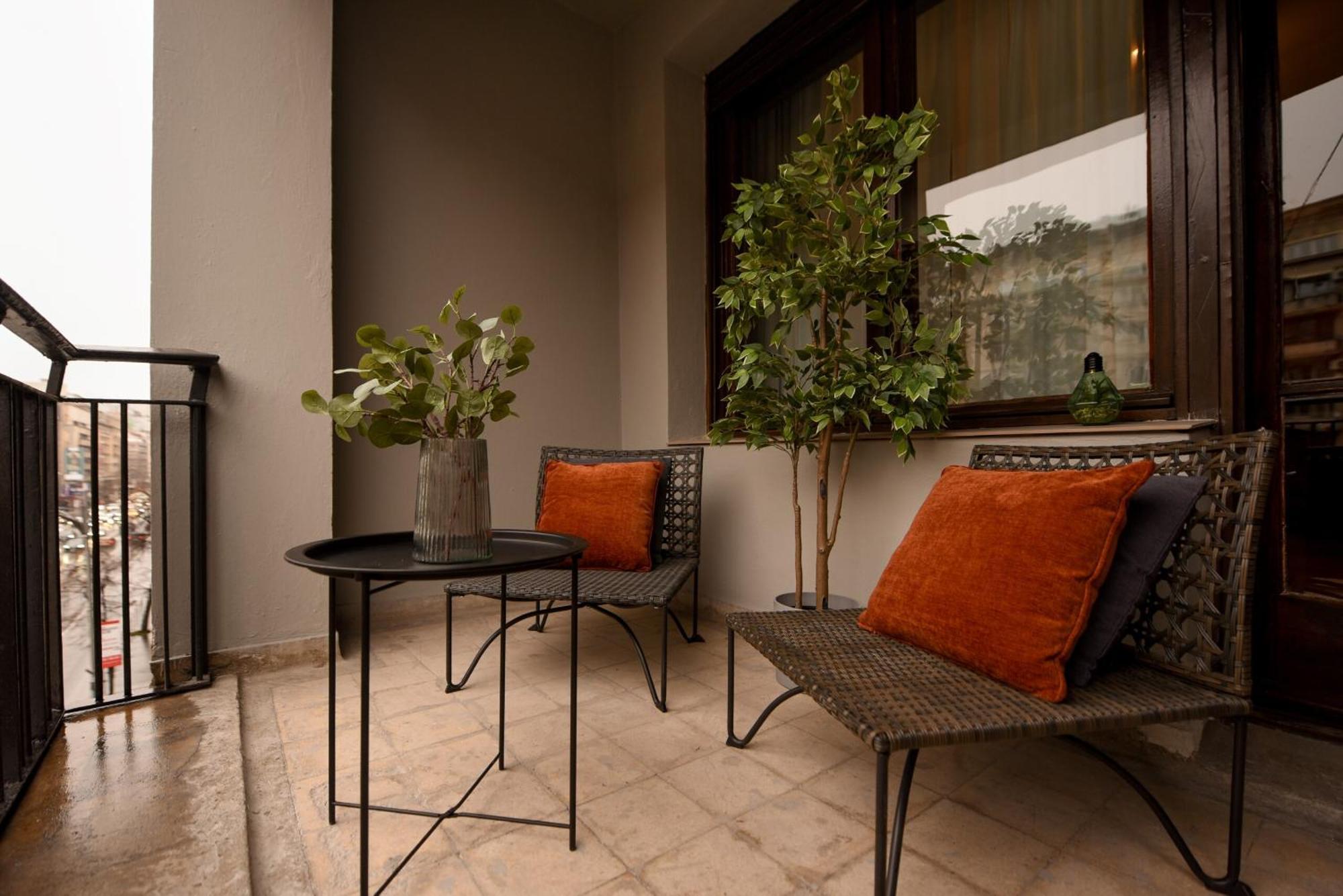 Apartment Magheru - Feel The Pulse *