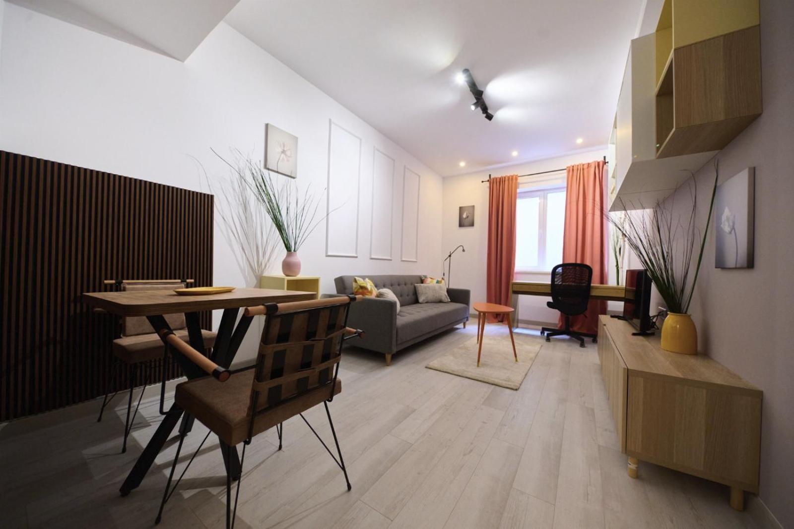 Luxury Silent & Aparments * Bucharest