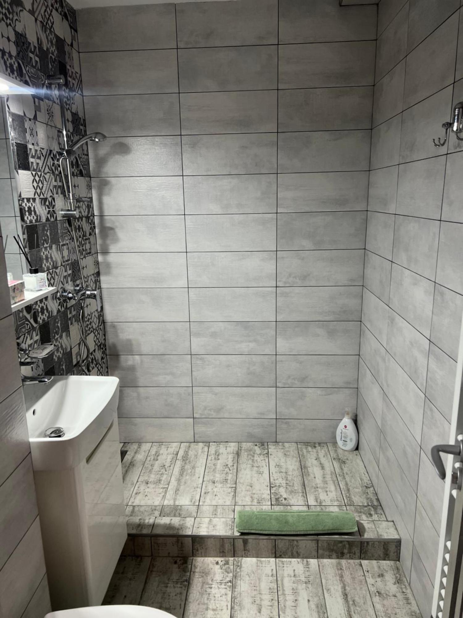 Axal Apartment