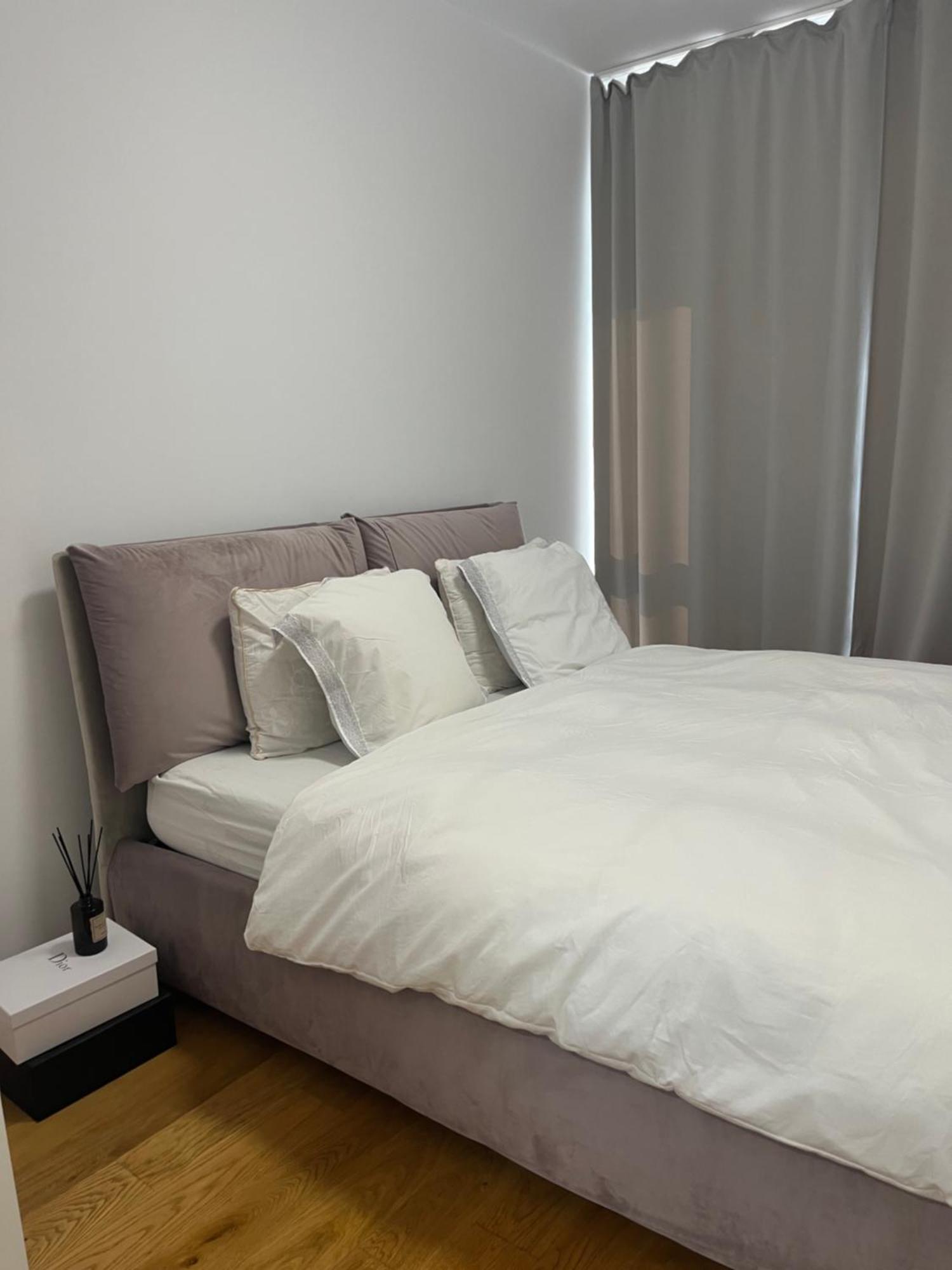 Apartament Herastrau Park Bucureşti