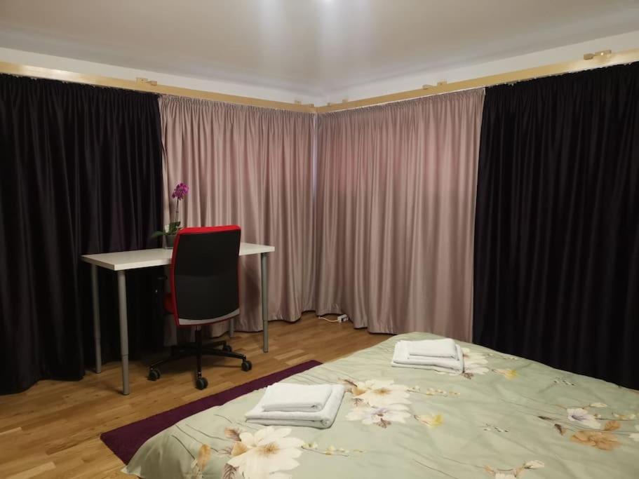 Apartment Ultracentral 4 *