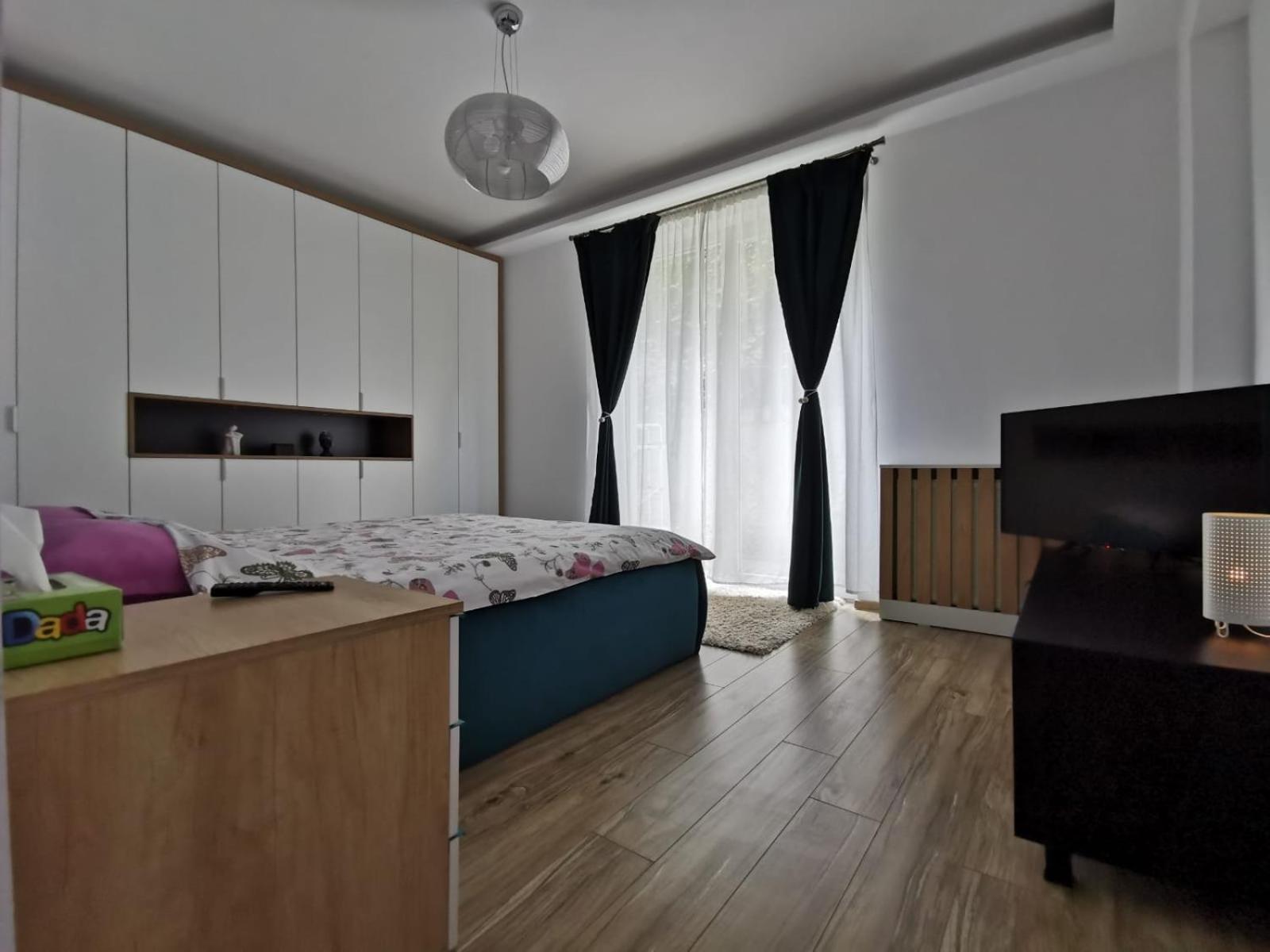 Apartment Kira
