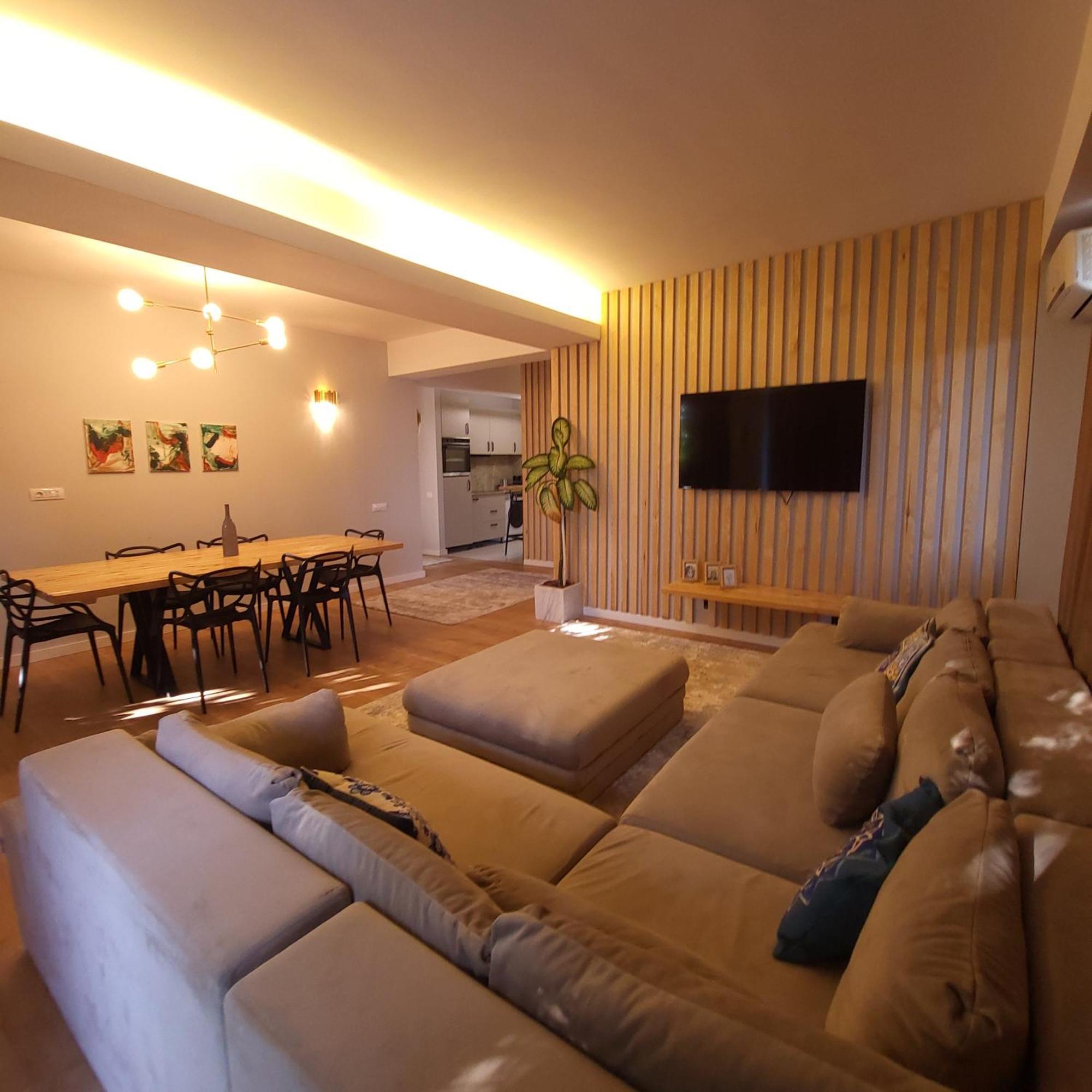 Elegant Cu Terasa Apartamento