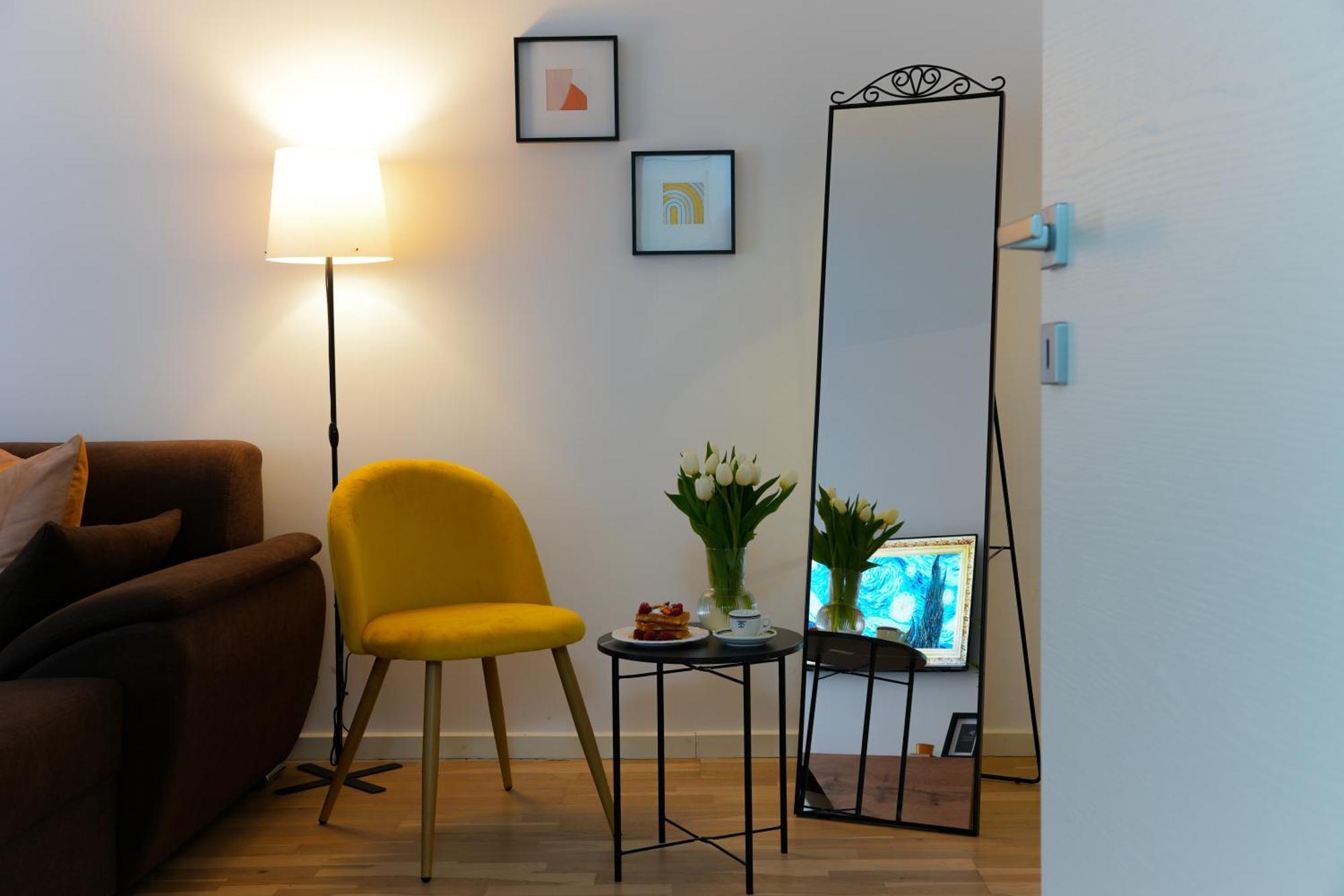 Apartament Amalia - Quiet 1br With Parking & Wi-fi