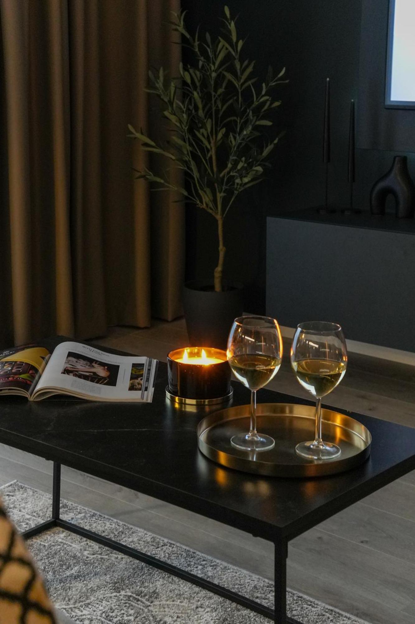 Luca - Luxury Park-view With Balcony & Parking Apartamento Bucareste