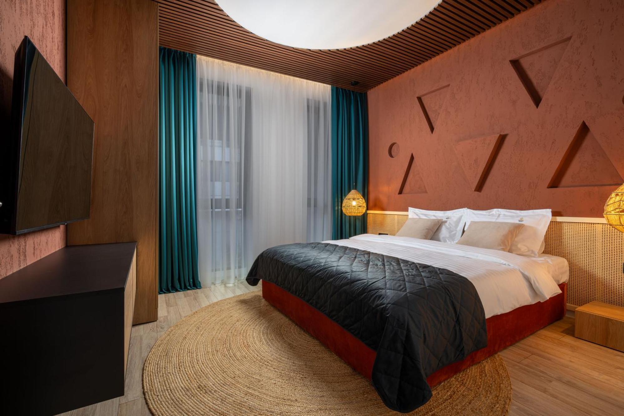 Win Herastrau - Luxury Jungle Vibes 2br - Private Parking Apartment Bucharest