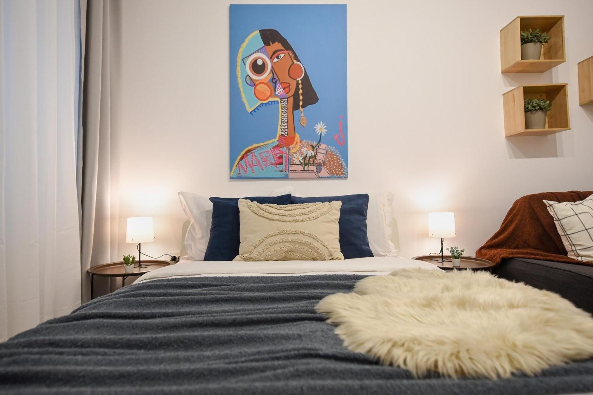 Cozy 2-bedroom Retreat In The Heart Of History *