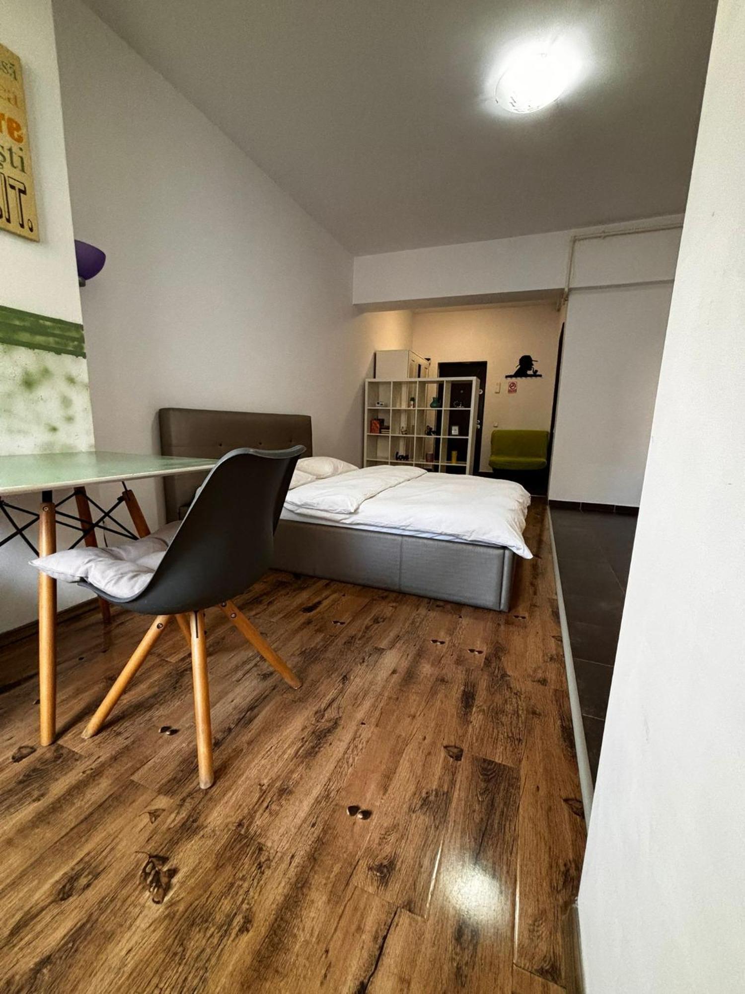 Apartament Private For Two *